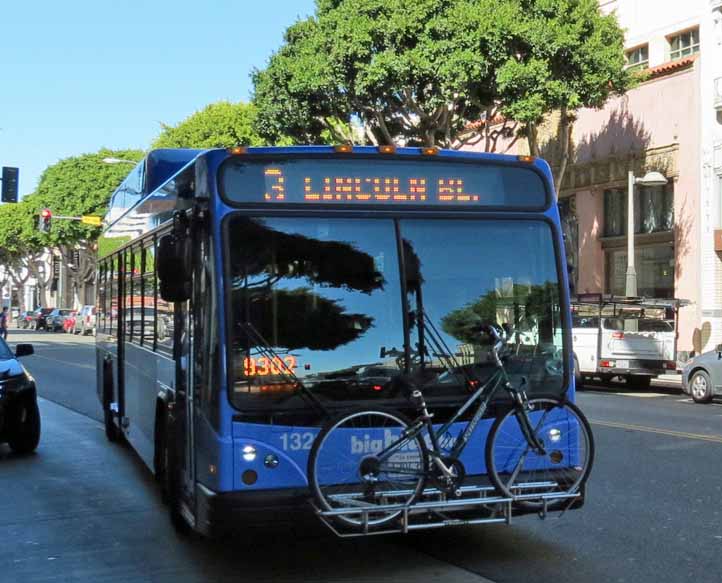 Big Blue Bus Gillig BRT 1327